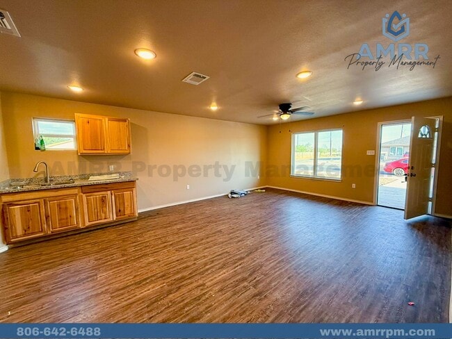 Building Photo - Charming 3-Bedroom House – Your Dream Home...