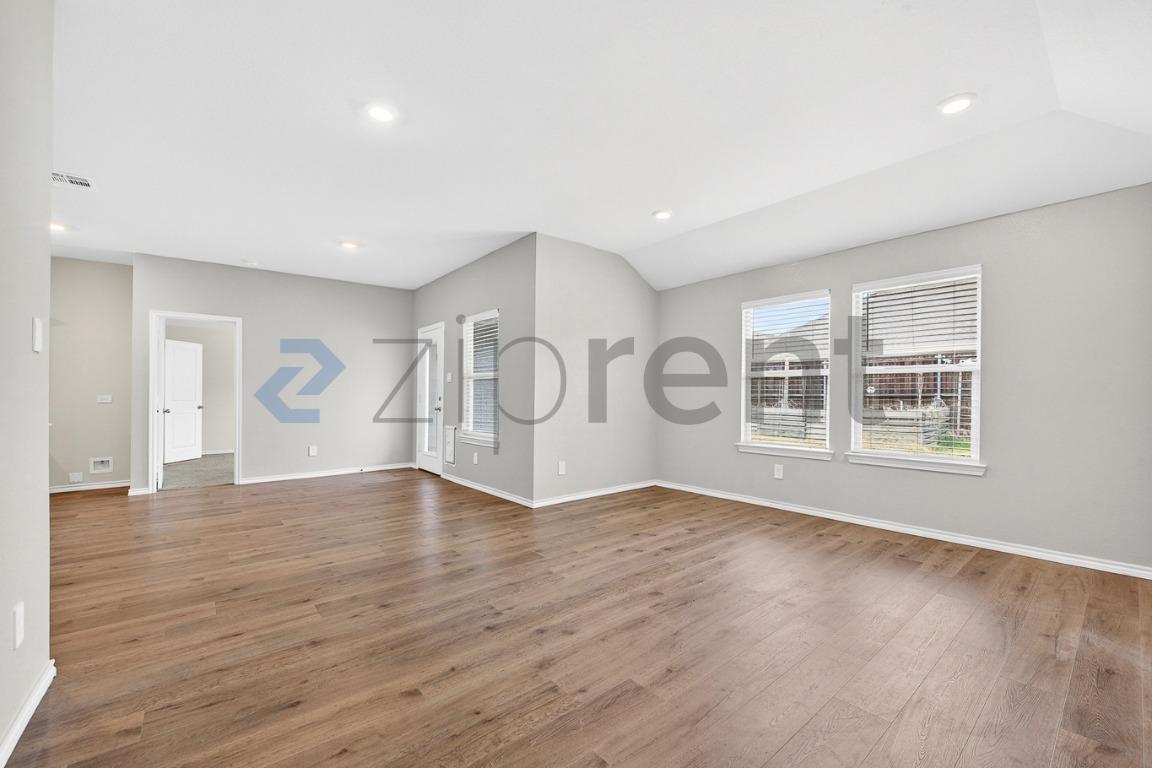 Building Photo - 13137 Rich Ln