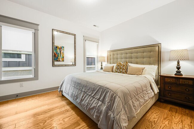 Building Photo - Modern & Fully-Furnished 3-Bedroom Home in Arden with Utilities Included