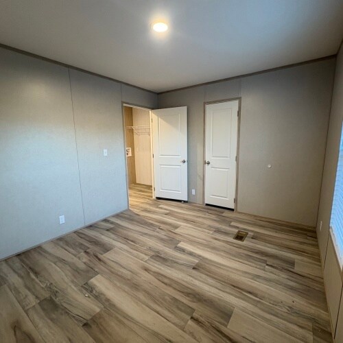 Building Photo - 2319 Greensburg Rd