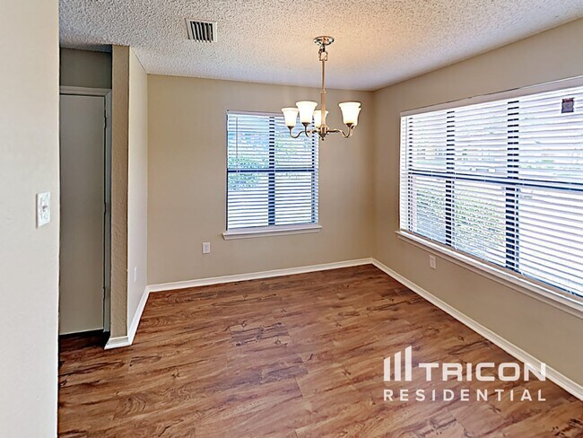 Building Photo - 1015 Cedar Run Dr