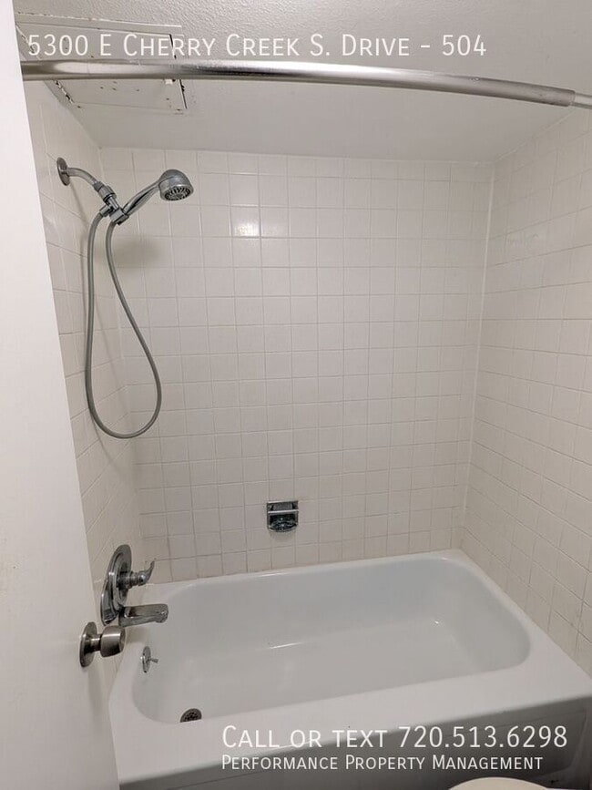 Building Photo - 5300 E Cherry Creek S Dr