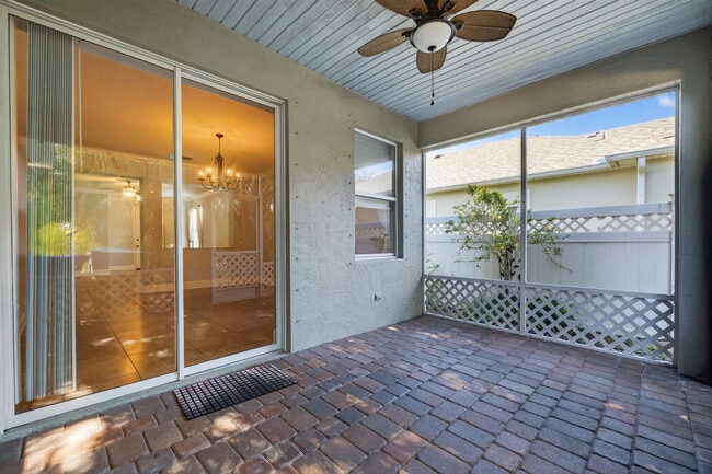 Building Photo - 7865 15th Ln