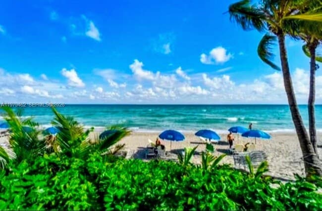 Building Photo - 2030 S Ocean Dr