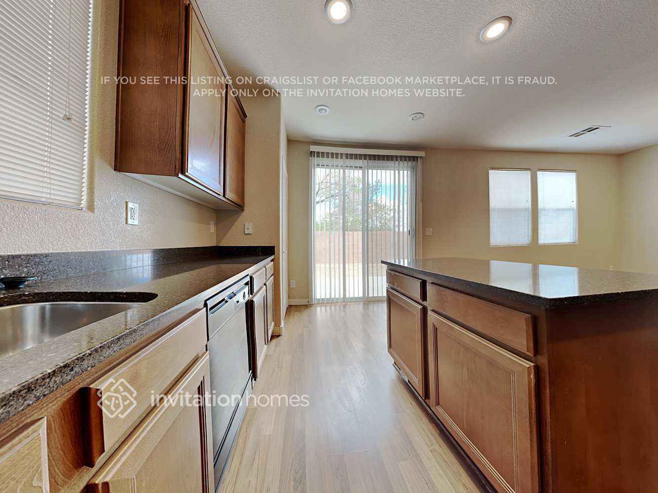 Building Photo - 9974 Ashland Oaks Ct