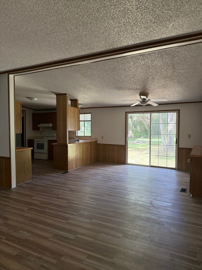 Building Photo - 7491 NW 165th St