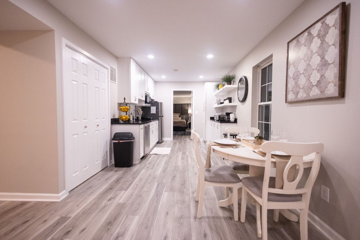 Building Photo - 9220 Weathersfield Dr