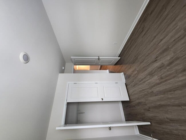 Building Photo - 5630 Carrington Ct