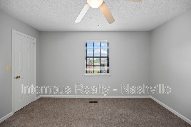 Building Photo - 5771 Brentwood Trace