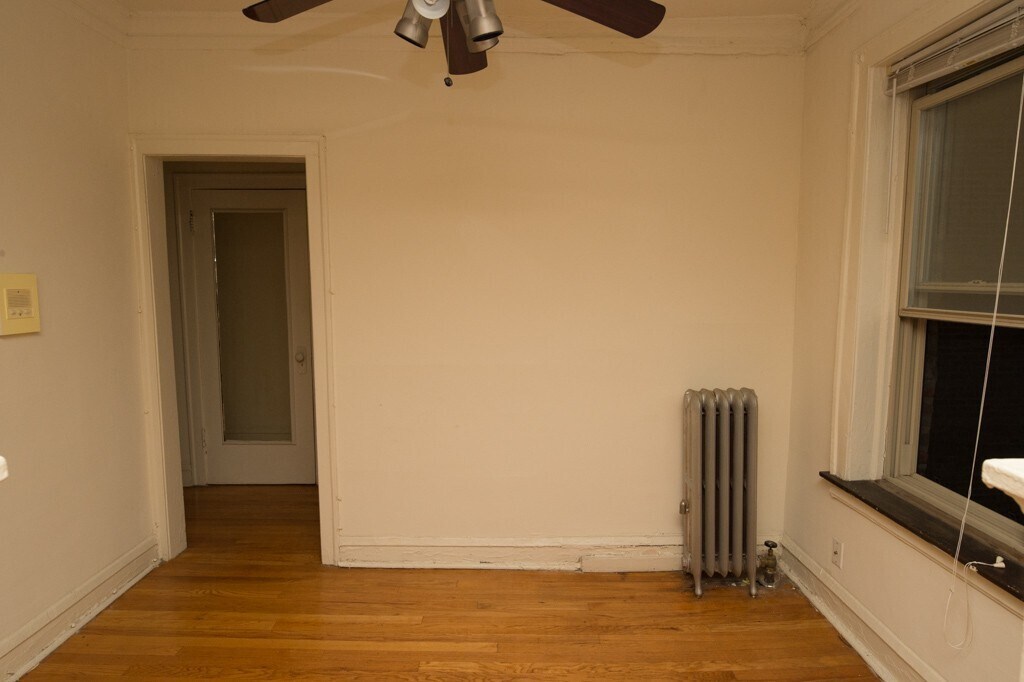 Building Photo - 4115 N Paulina St