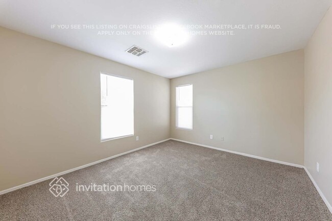 Building Photo - 427 N 66th Dr