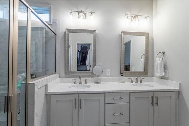 Building Photo - 9868 Bluestone Cir