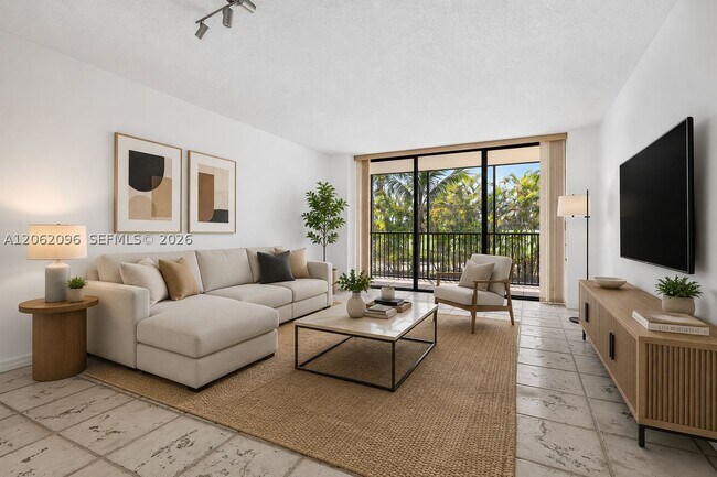 Building Photo - 20335 W Country Club Dr