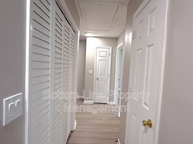 Building Photo - 3715 Bullard St