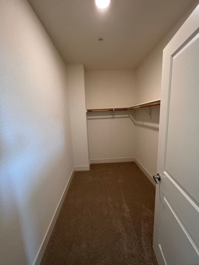 Building Photo - GATED - NO YARD TO MAINTAIN - BUILDERS MOD...