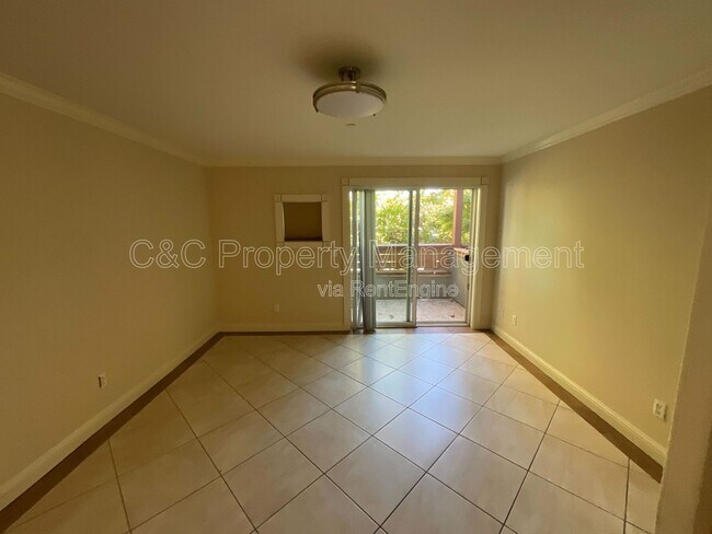 Building Photo - 1421 N First St