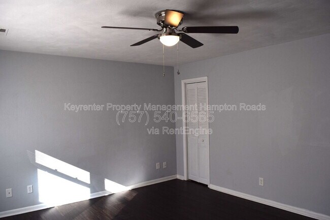 Building Photo - 215 A Settlers Landing Rd