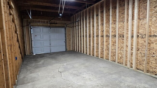 Building Photo - Fully Remodeled Historic Garfield Park Cha...