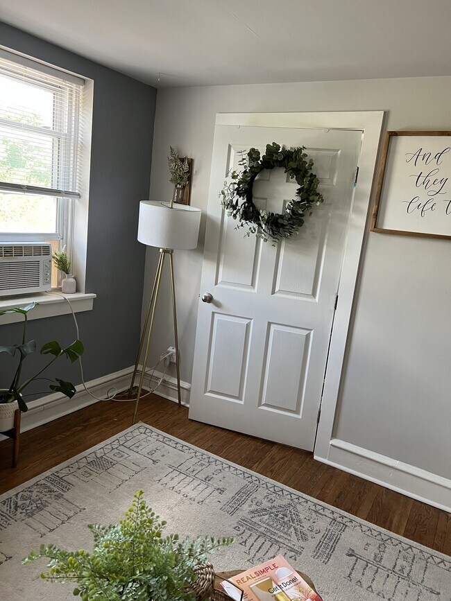 Building Photo - 119 S. Furnace St.