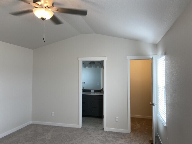 Building Photo - 6937 Grassy Range Dr