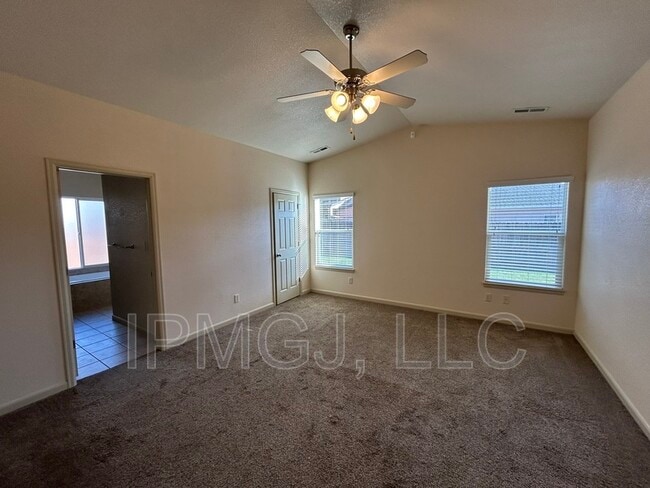 Building Photo - 3167 Glenn Everet Ct