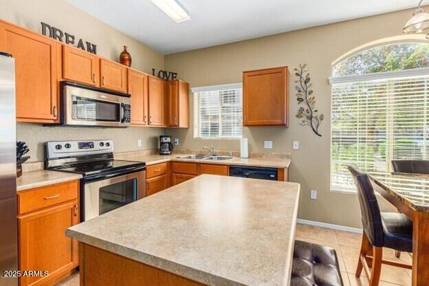 Building Photo - 458 N 168th Ln