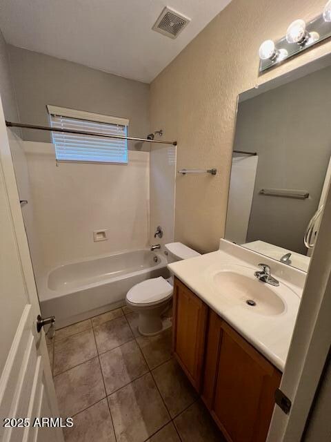 Building Photo - 10618 W Lone Cactus Dr