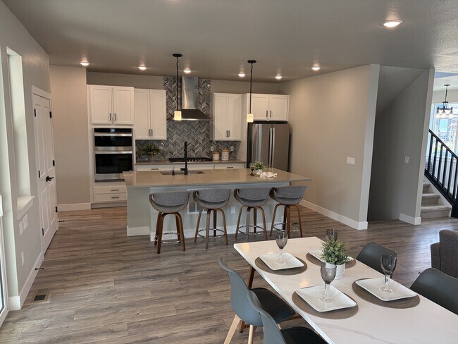 Building Photo - 6071 Goodnight Ave