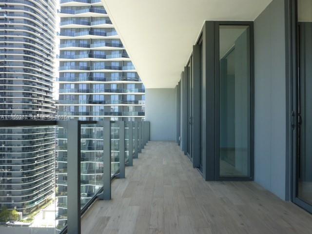 Building Photo - 88 SW 7th St