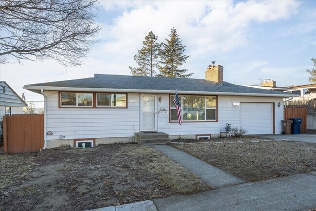 Building Photo - 5629 N Moore St