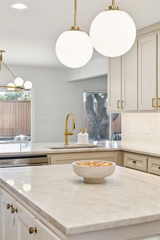 Building Photo - 16806 Hunters Point Dr