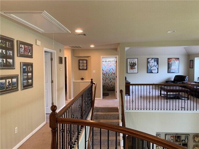 Building Photo - 16409 Broadbay Dr