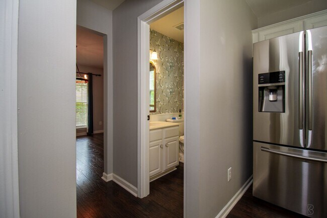Building Photo - 4 bedroom home in Ballantyne