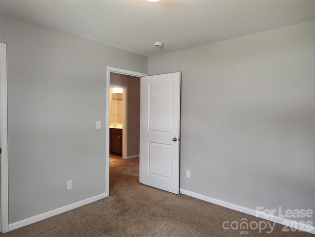 Building Photo - 6731 Broad Valley Ct