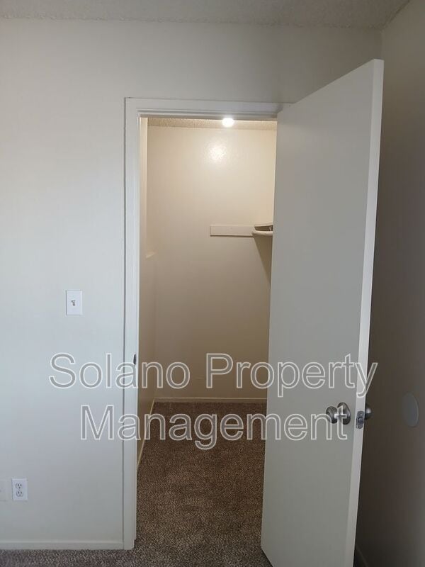 Building Photo - 1930 Peabody Rd