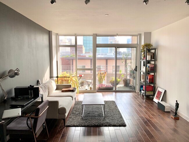 Floor to ceiling window - 630 Thomas L Berkley Way