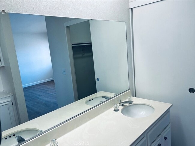 Building Photo - 9065 Limecrest Dr