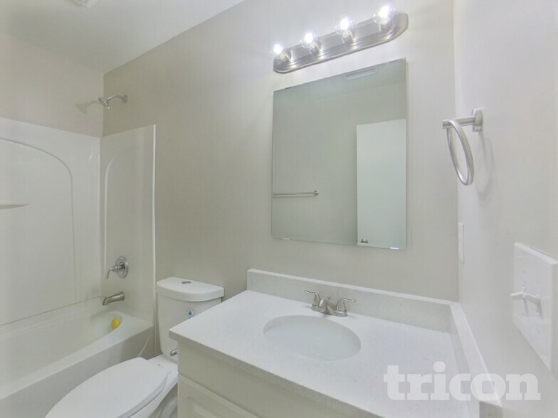 Building Photo - 8810 Michaw Ct