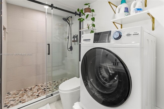 Building Photo - 9001 Jacaranda Ln