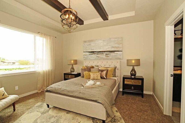 Building Photo - 314 S Truss Ave