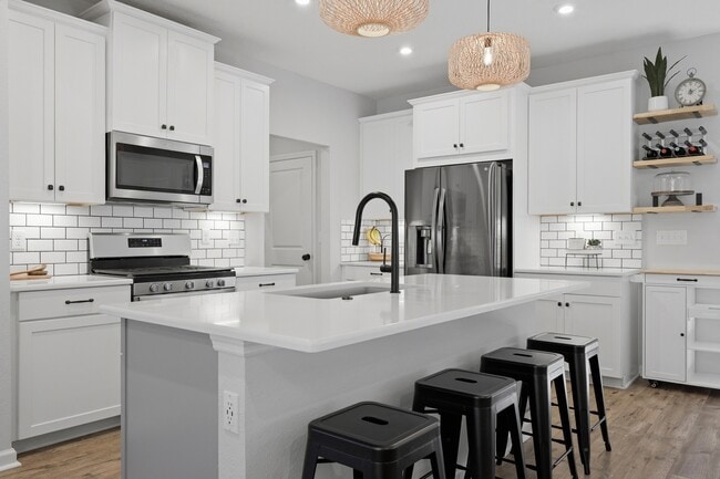 Building Photo - 184 Dahlia Falls Dr