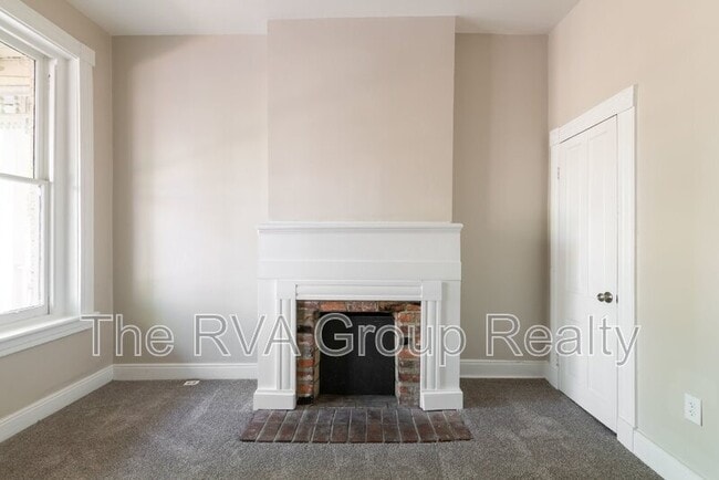 Building Photo - 609 N 27th St