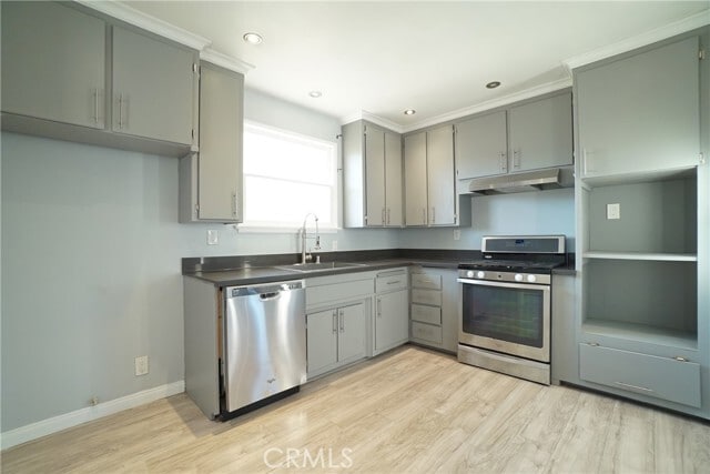 Building Photo - 13917 Wilkie Ave