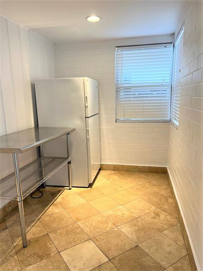 Building Photo - 4127 N 18th Pl