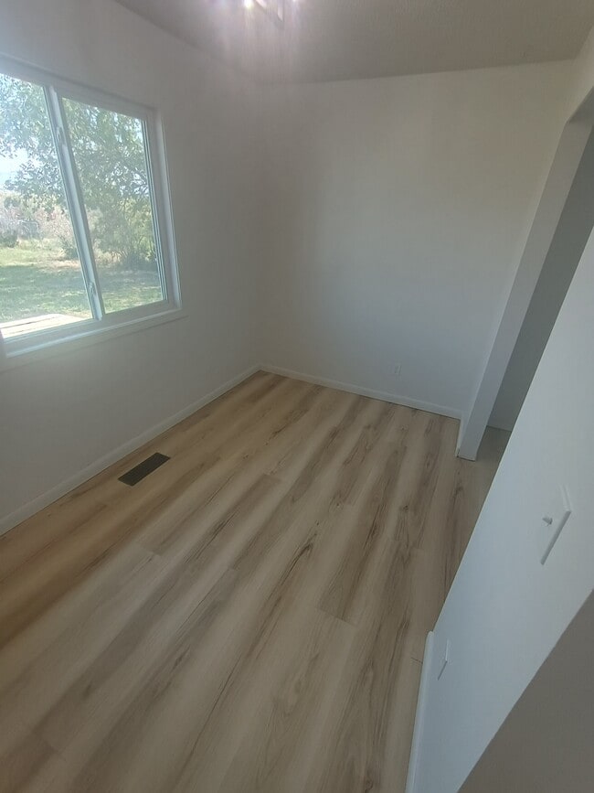 Building Photo - 2765 Bandera Dr