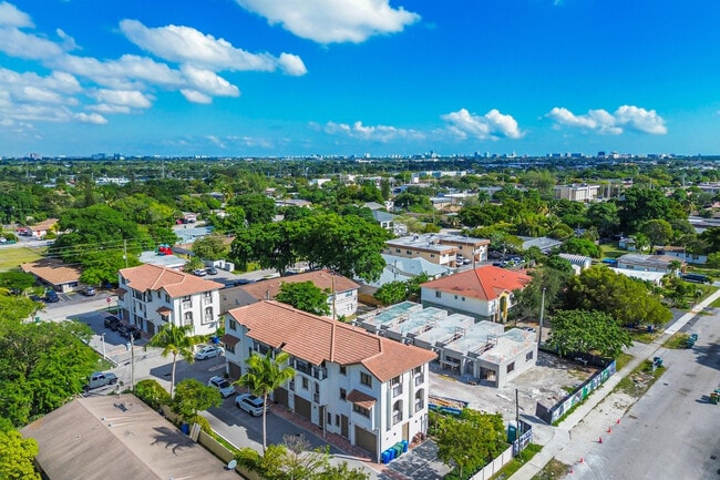 Building Photo - 456 NW 41st St