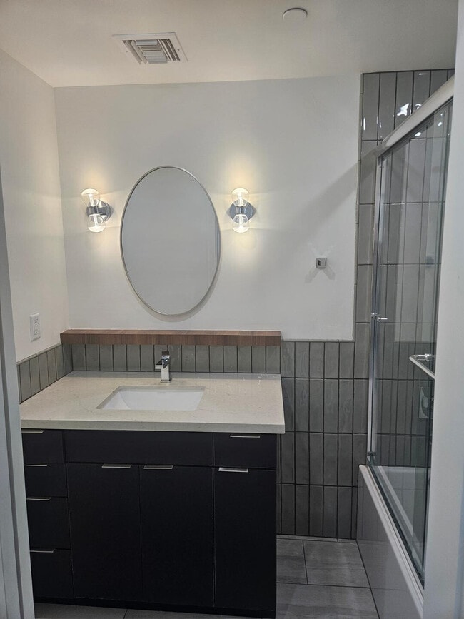 Building Photo - 289 S Roosevelt St