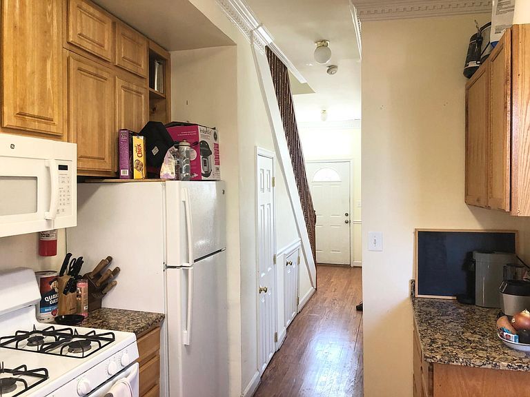 Building Photo - 787 Fairmont St NW