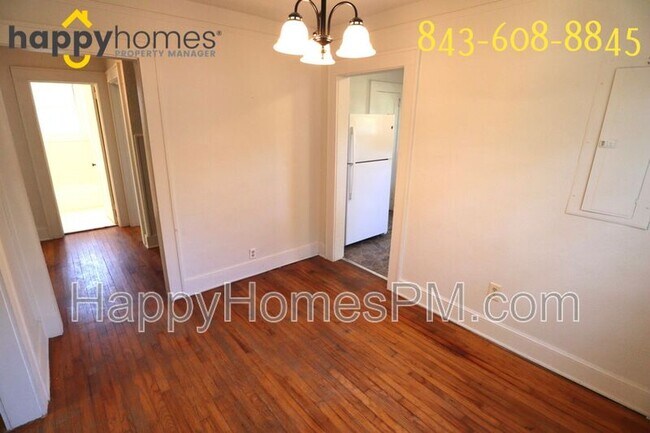 Building Photo - 2146 Medway Rd