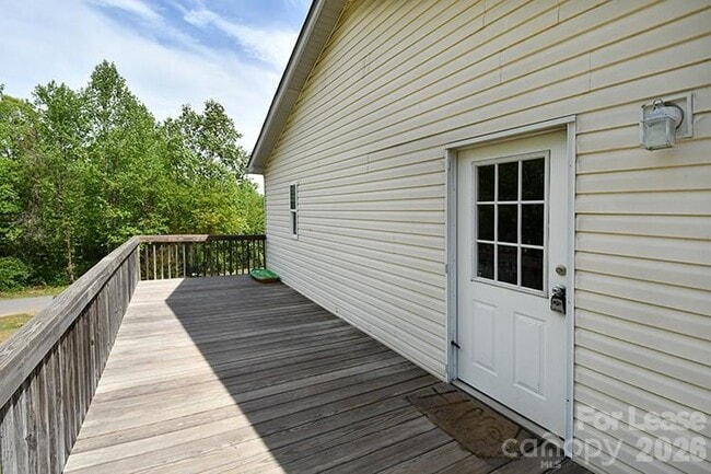 Building Photo - 5211 Foley Dr